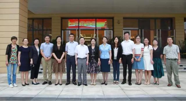 念师恩：杭州市委常委、宣传部长戚哮虎一行莅临北师大附中慰问参观